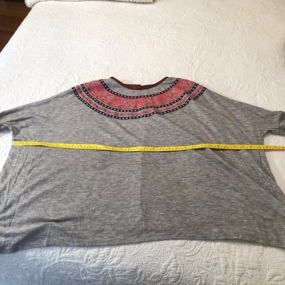 THML Embroidered Lightweight Gray Sweater - XS - Picture 12 of 13